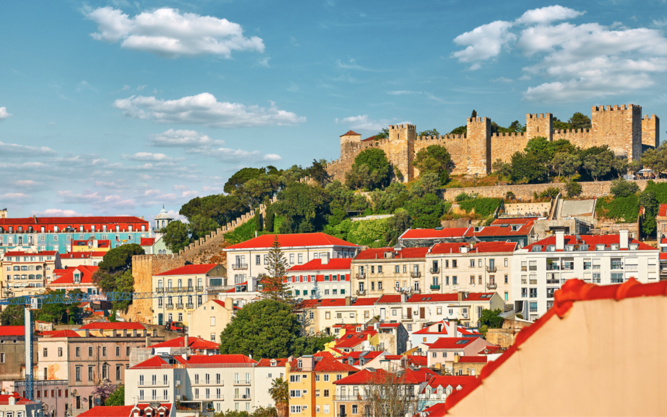 Tour of São Jorge Castle and Alfama Private Walking Tour