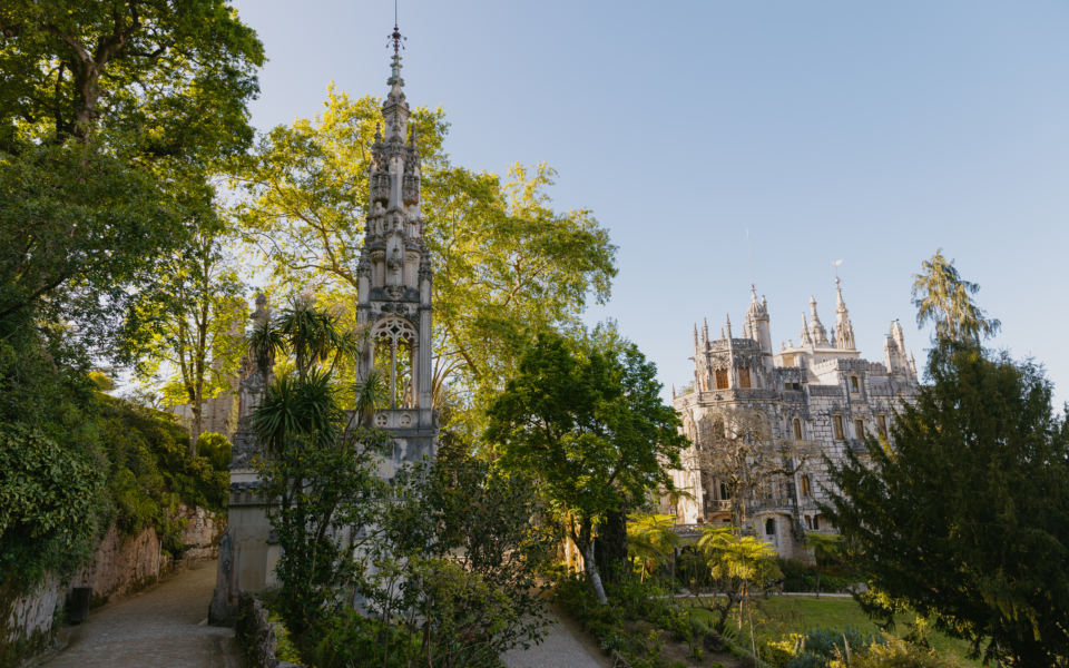 Tour of Sintra Pena and Regaleira Full-Day Shared Tour